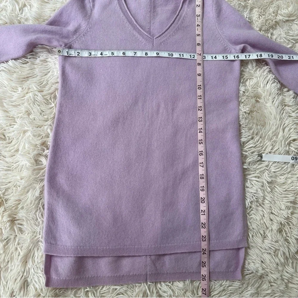 Saks fifth avenue 100% cashmere v neck pullover sweater long sleeve lilac SZ XS